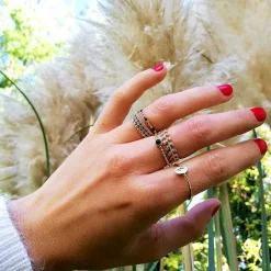 Perrine et Antoinette Bagues Strass^BAGUE OLYMPIA