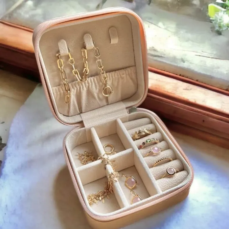 Perrine et Antoinette Boîtes À Bijoux^BOÎTE À BIJOUX EMMY