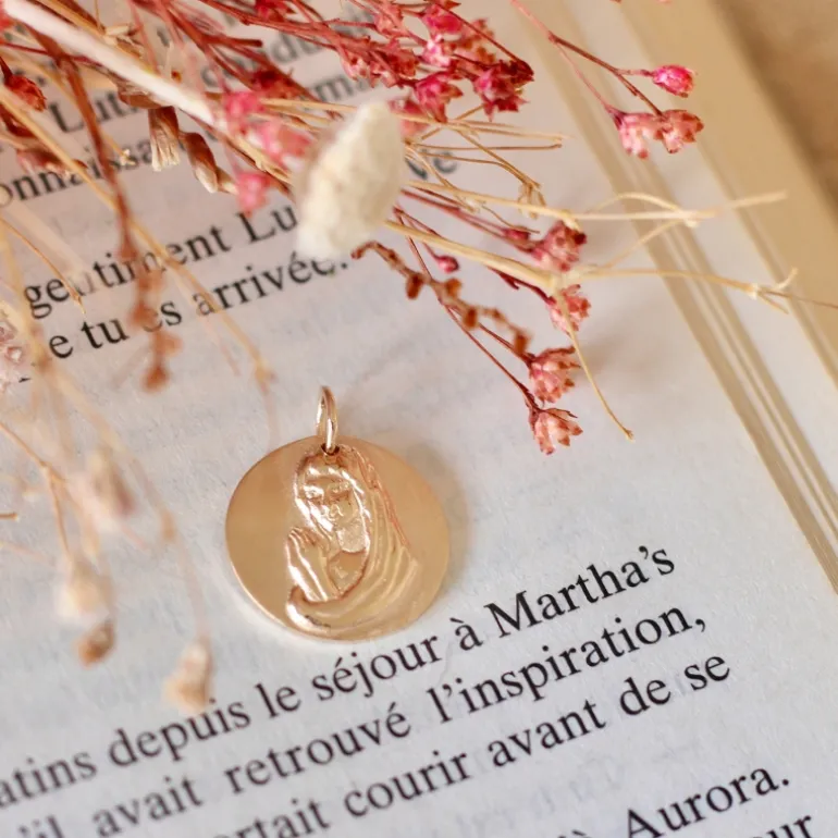 Perrine et Antoinette Pendentifs Religieux | Petits Pendentifs^PENDENTIF JEANNETTE