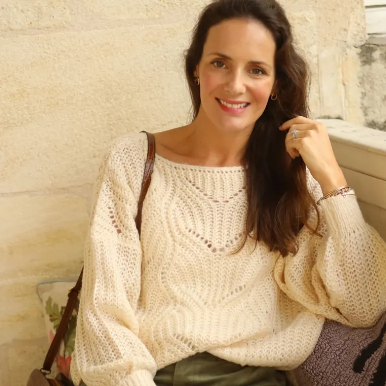 Perrine et Antoinette Mailles^PULL VICTOR